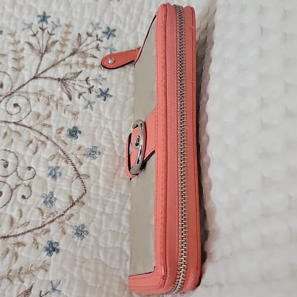 ๐คHP๐คCoach Soho Vintage Zip Around Wallet - Picture 5 of 14